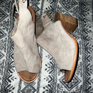 Toms Tan Mules & Clogs with Suede Finish